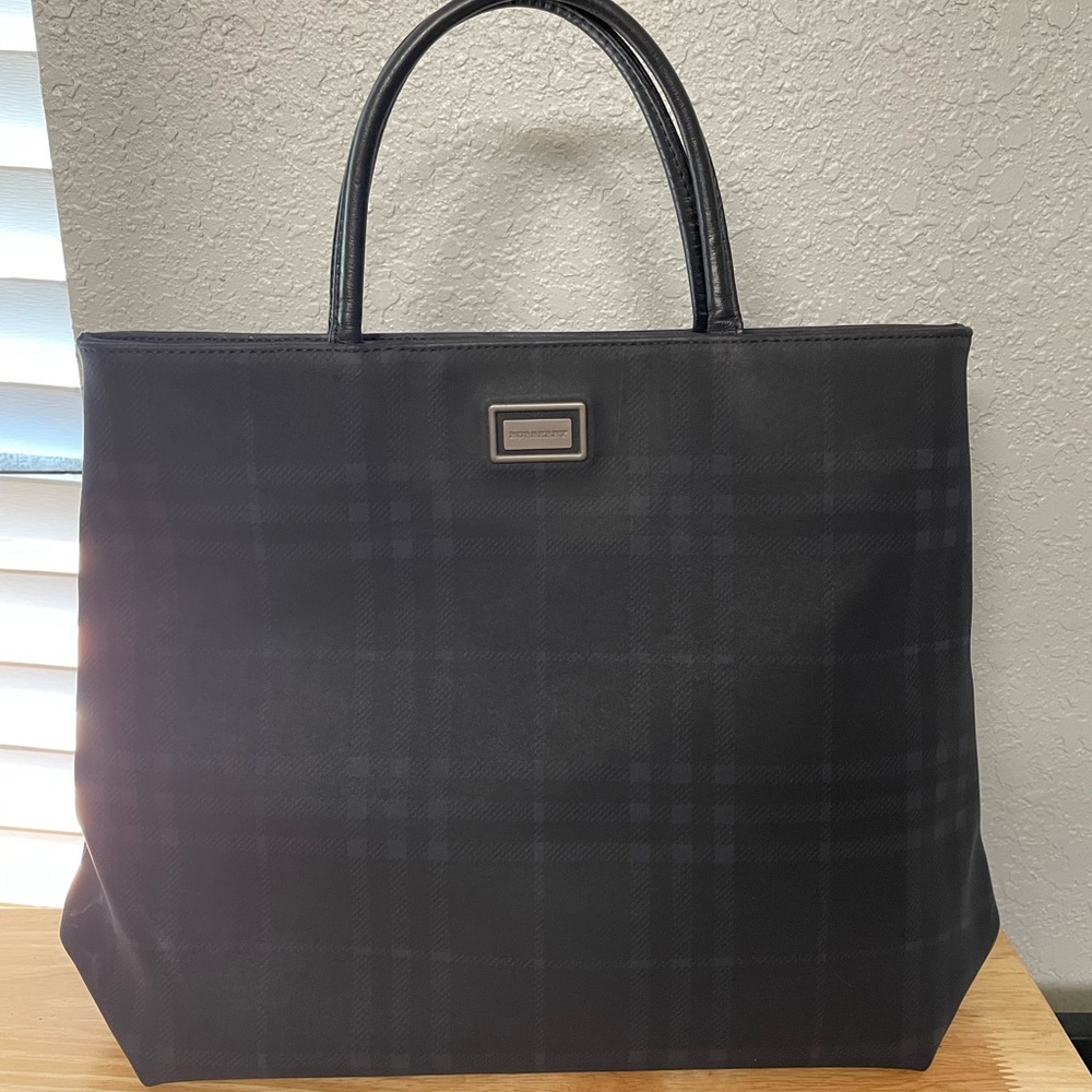 Burberry tote